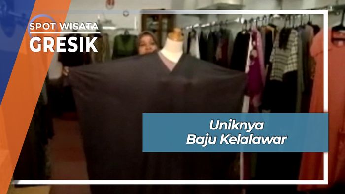 Gaya Unik Baju Kelalawar Gresik Jawa Timur