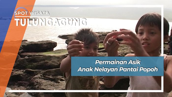 Main Asyik Anak Nelayan Pantai Popoh Tulungagung