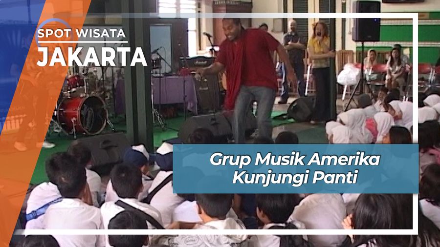 Grup Musik Amerika Kunjungi Panti, Jakarta