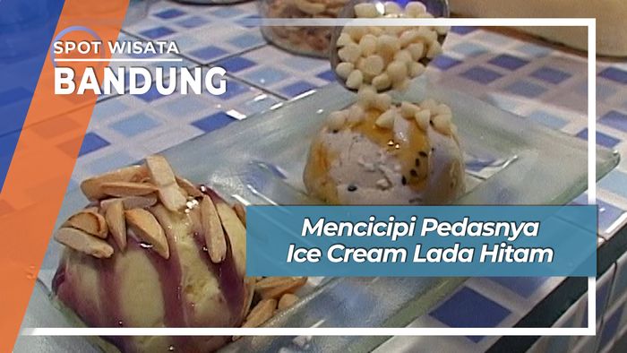 Mencicipi Pedasnya Ice Cream Lada Hitam Bandung