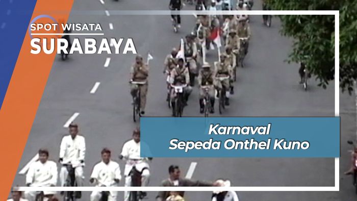 Karnaval Sepeda Onthel Kuno Surabaya