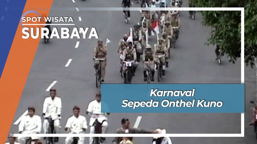 Karnaval Sepeda Onthel Kuno Surabaya