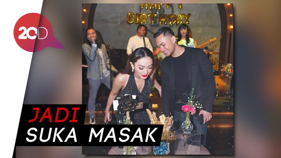 Puasa Pertama Berstatus Suami Istri, Zaskia Gotik: Alhamdulillah Luar Biasa