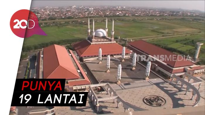 Wisata Religi: Pemandangan Kota Semarang dari Menara Al-Husna