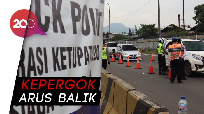 Hendak Kembali ke Jakarta, Kendaraan Pemudik Diminta Putar Balik di GT Cileunyi