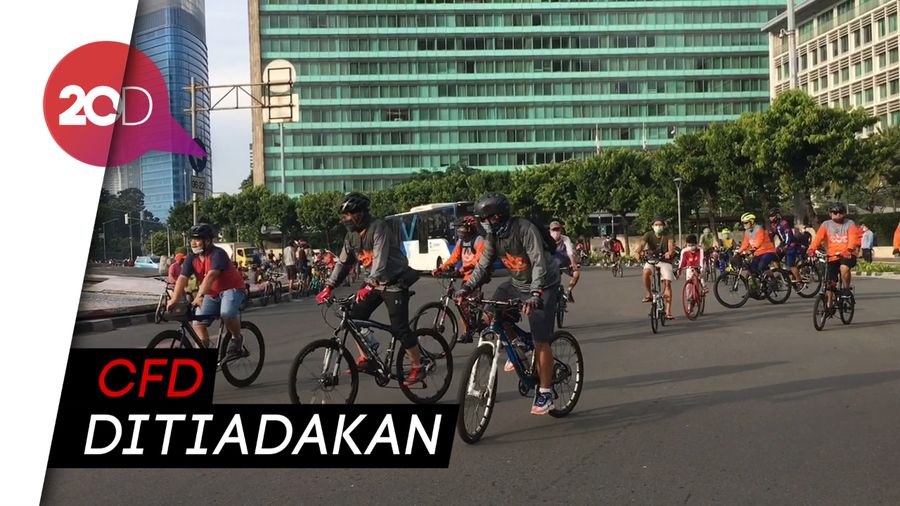 PSBB DKI Masih Berlangsung, Warga Penuhi Bundaran HI