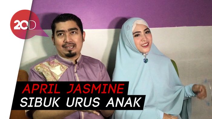 Bercanda, Ustaz Solmed Minta Dicarikan Istri Baru