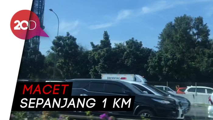 Pagi Ini, Tol Halim Menuju Tebet Macet!