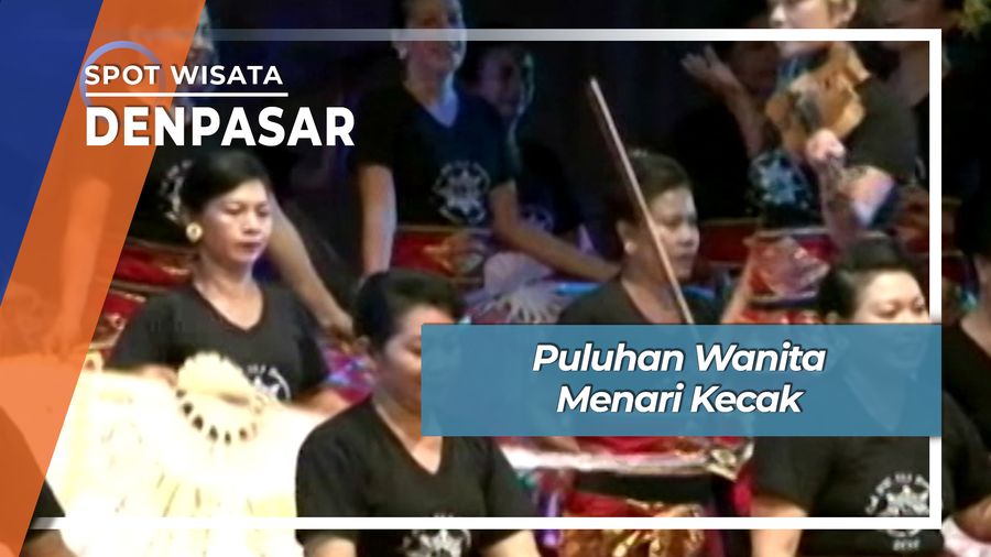 Wanita Penari Kecak, Denpasar