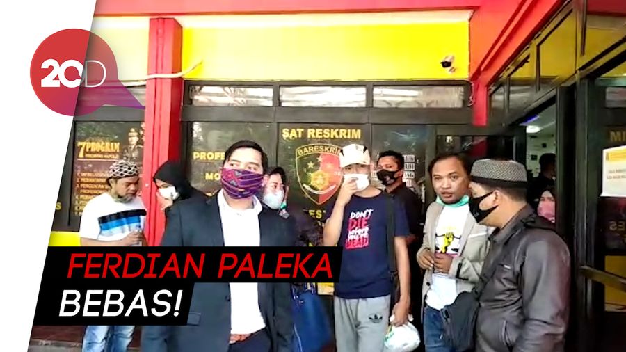 Momen YouTuber Ferdian Paleka Bebas dari Bui