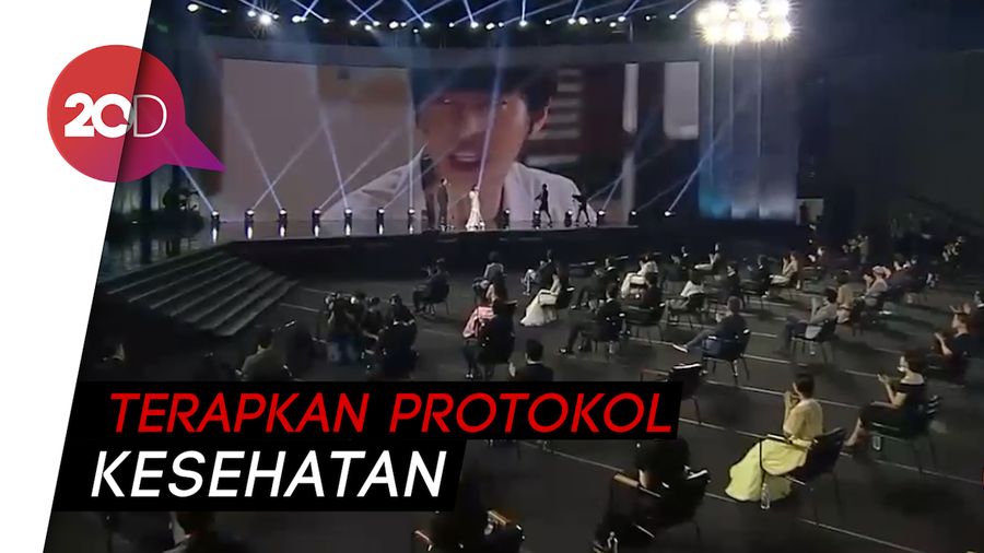 Digelar Saat Pandemi, Bangku di Baeksang Arts Awards Berjarak