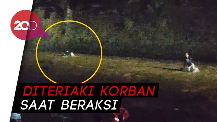 Jambret Lompat Sungai Ciliwung, Jadi Bulan-bulanan Usai Dievakuasi