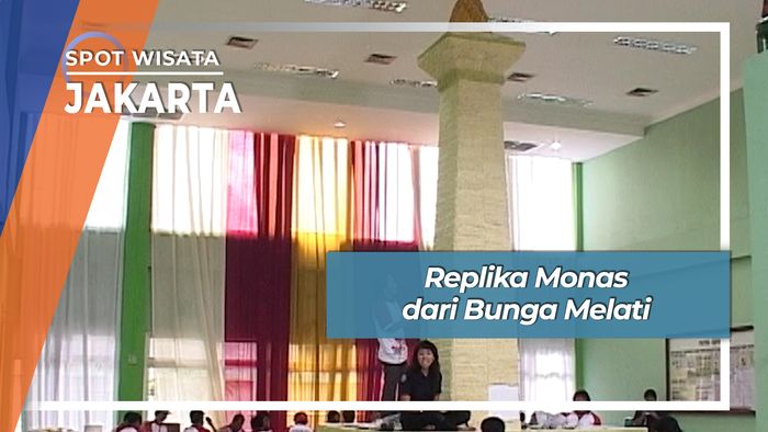 Replika Monas dari Bunga Melati, Jakarta