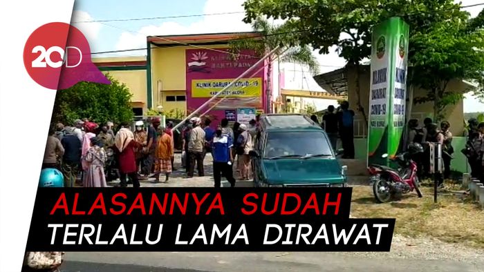 Massa Bawa Pulang Belasan Pasien Corona dari Klinik di Blora