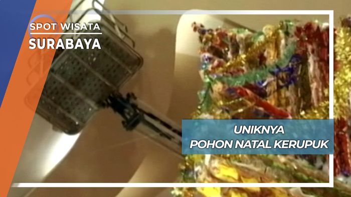 Uniknya Pohon Natal Kerupuk, Surabaya