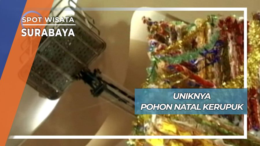 Uniknya Pohon Natal Kerupuk, Surabaya