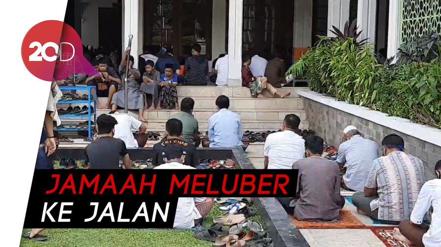 Salat Jumat di Masjid Agung Purwakarta Belum Terapkan GaGe