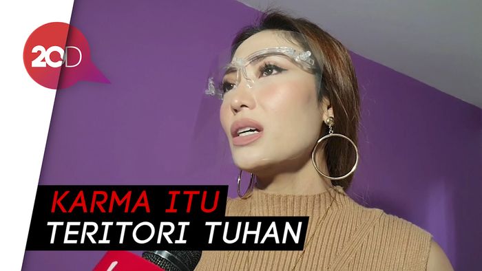 Zumi Zola Cerai, Ayu Dewi: Nggak Ada yang Berhak Bilang Itu Karma