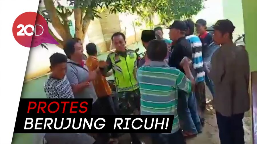 Pembagian BLT di Bengkulu Diwarnai Adu Jotos!