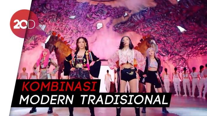 Gaya BLACKPINK Kenakan Hanbok Modern di MV How You Like That