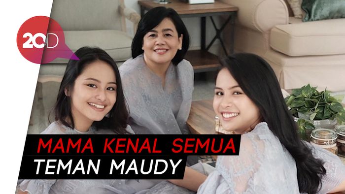 Ibunda Maudy Ayunda Buka Suara Usai Anaknya Bertengkar di Live Instagram