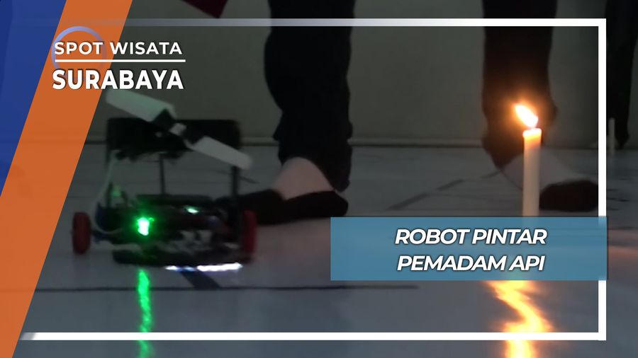 Lomba Tiup Lilin Robot, Surabaya