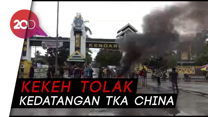 Tolak TKA China Kloter 3, Massa Ancam Blokade Bandara Haluoleo