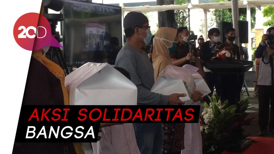 Hari Bhakti Adhyaksa, Kejagung Bagikan 56 Ribu Paket Bansos