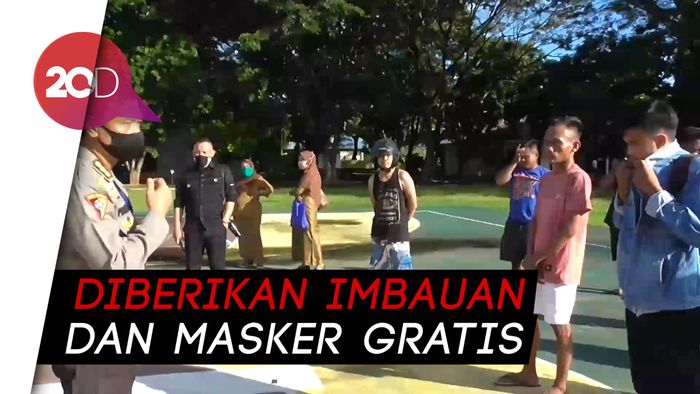 Petugas Razia Warga Tak Pakai Masker di Gorontalo