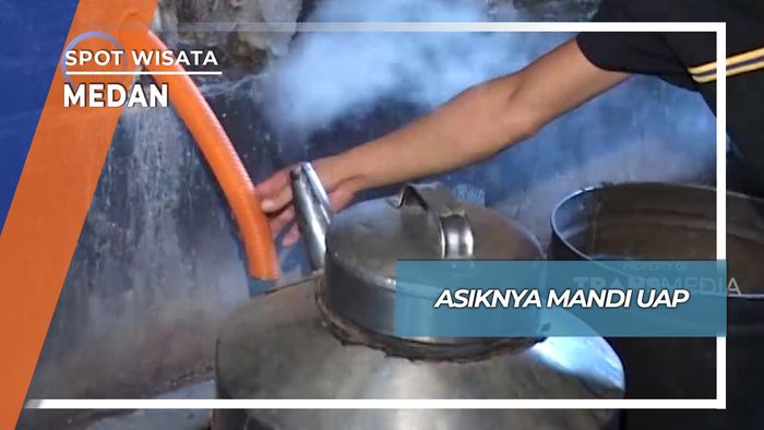 Asiknya Oukup, Mandi Uap Rempah ala Padang Bulan Medan
