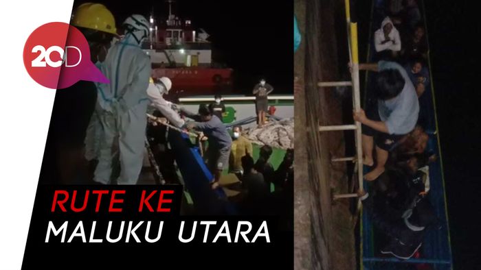 KLM Bukit Rahmat Tenggelam, 30 Penumpang Selamat