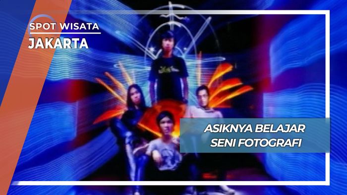 Seni Fotografi Malam Hari Monas Jakarta