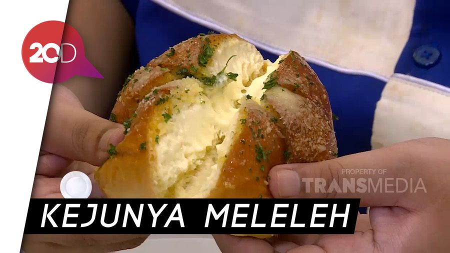 Bikin Laper: Manis Gurih Korean Garlic Cheese Bread