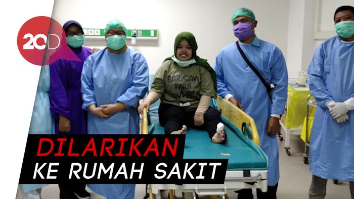 Kekeyi Nangis Jempol Kakinya Diinjak Sapi