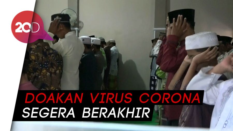 Jemaah Aboge Probolinggo Rayakan Idul Adha Hari Ini
