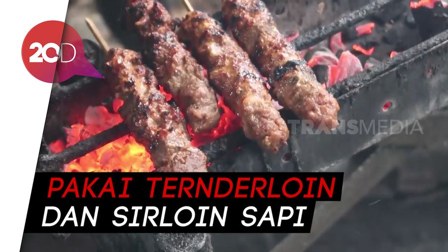 Sate Gebuk Khas Malang yang Nikmat dan Tidak Alot