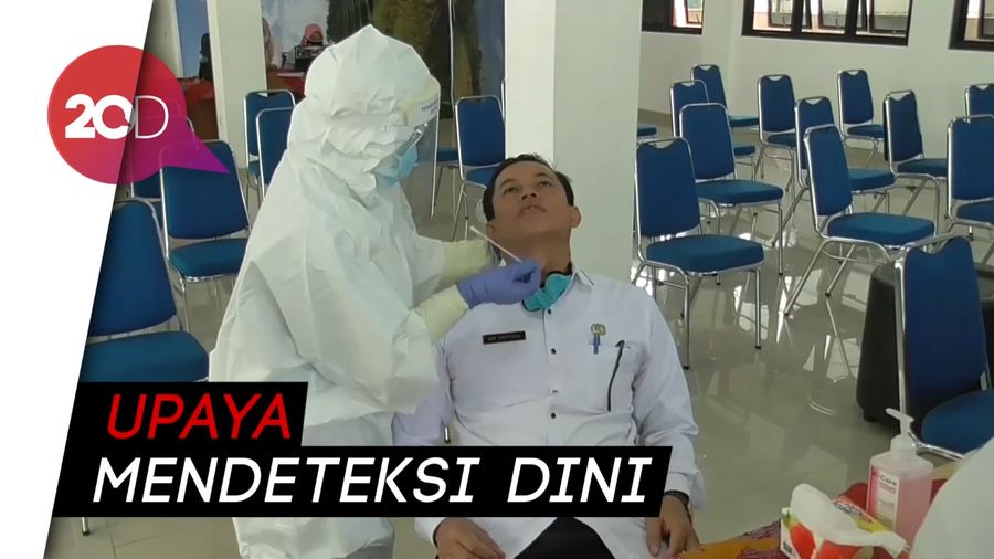 Jelang KMB Tatap Muka di Subang, Para Guru di Tes Swab