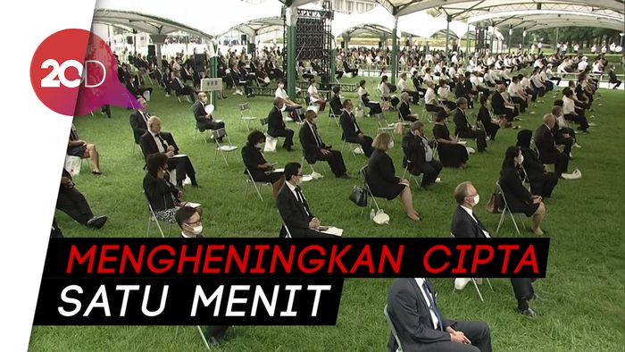 Pakai Masker, Warga Jepang Peringati 75 Tahun Ledakan Hiroshima
