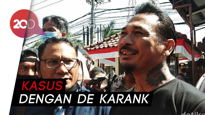 Reaksi Jerinx SID Saat Dilaporkan ke Polisi Lagi