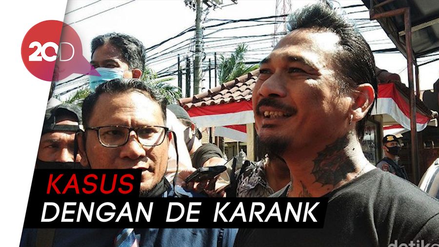 Reaksi Jerinx SID Saat Dilaporkan ke Polisi Lagi