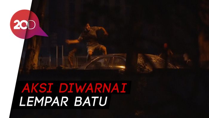 Warga Lebanon Berunjuk Rasa, Salahkan Pemerintah Atas Ledakan