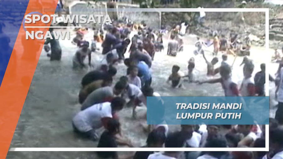 Tradisi Mandi Lumpur Putih Desa Tawun Ngawi
