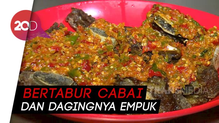 Bikin Laper: Iga Penyet Berteman Soto Betawi