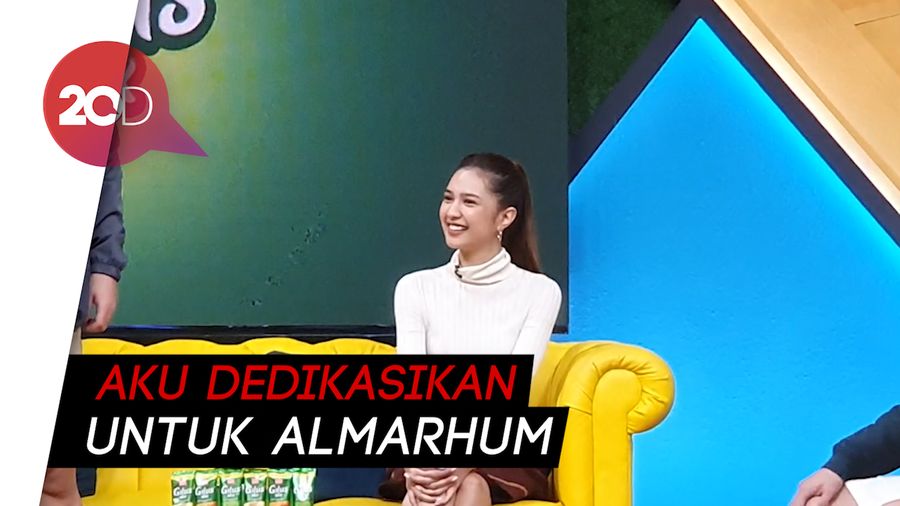 Mikha Tambayong Ciptakan Lagu untuk Mendiang Ibunda