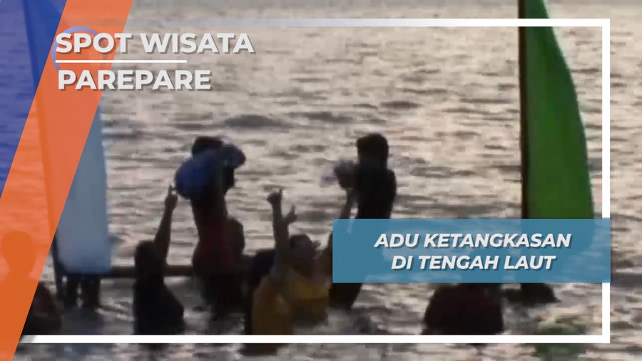 Hari Kemerdekaan, Adu Pukul Bantal Di Atas Air Laut Parepare
