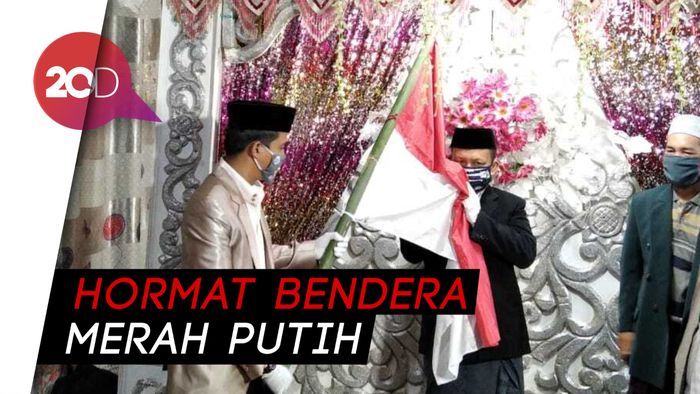 Nikah Pas 17 Agustus, Mempelai dan Tamu Sikap Sempurna Jelang Akad