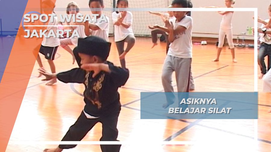 Anak Warga Negara Asing Jakarta Belajar Silat 