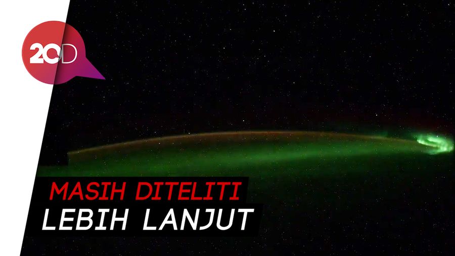 Penampakan Diduga UFO Terekam Kamera Astronaut Rusia