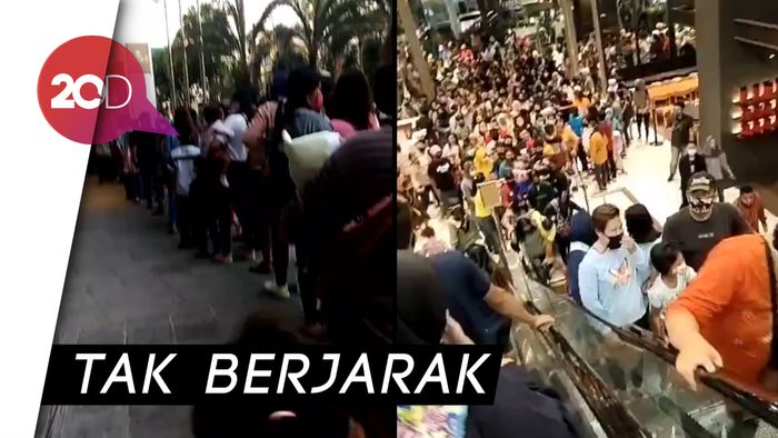Saat Pengunjung Membeludak di Mal Tentrem Semarang