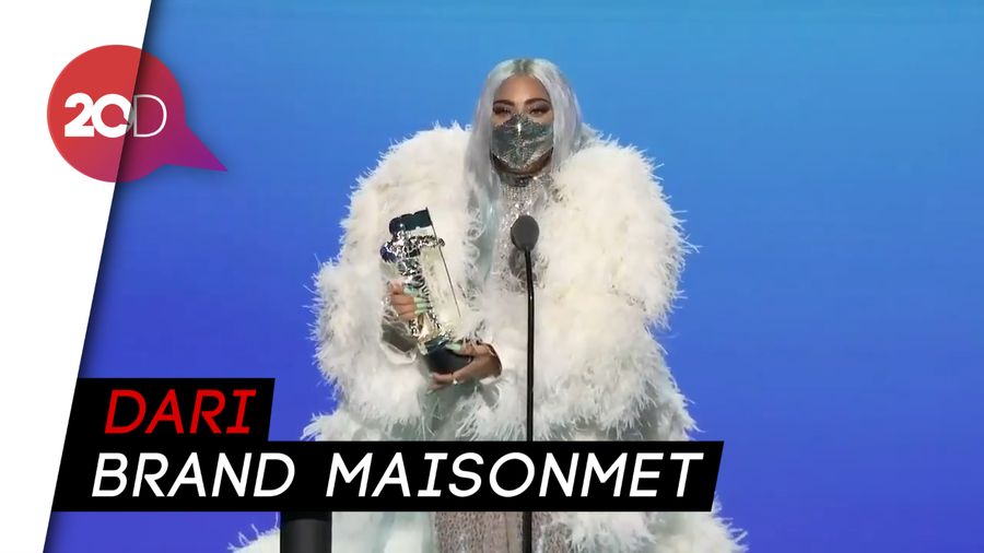 Lady Gaga Gunakan Masker Karya Desainer Indonesia di MTV VMAs